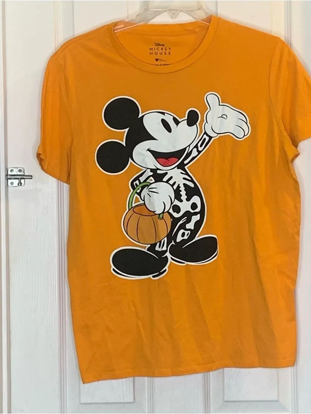 Disney Mickey Mouse Halloween Tee Size Large - Picture 6 of 7